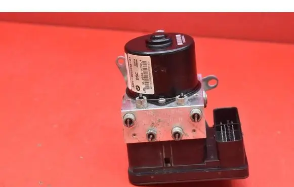 BMW 1 E81 E87 ABS Pump 6772213