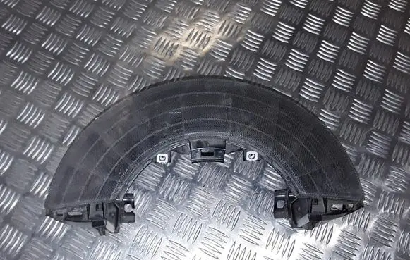 Dash center air vent grill