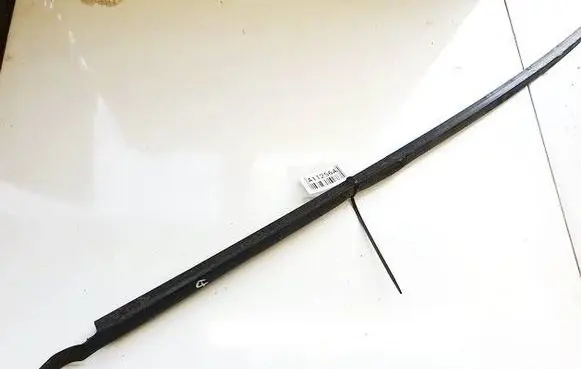 Volkswagen PASSAT B5 Windshield trim 3B0854328