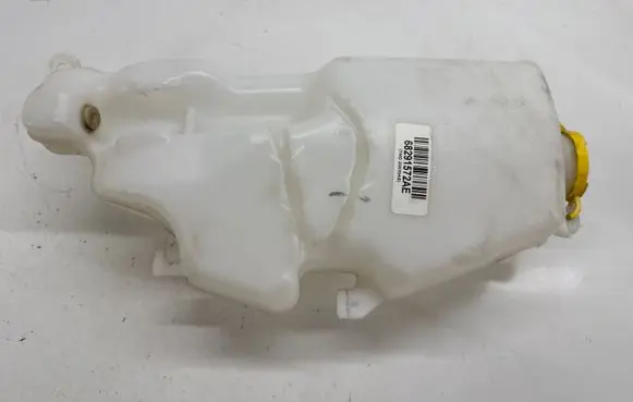 Dodge RAM Windshield washer fluid reservoir/tank 68291572AE 68638779AA 68291572AB