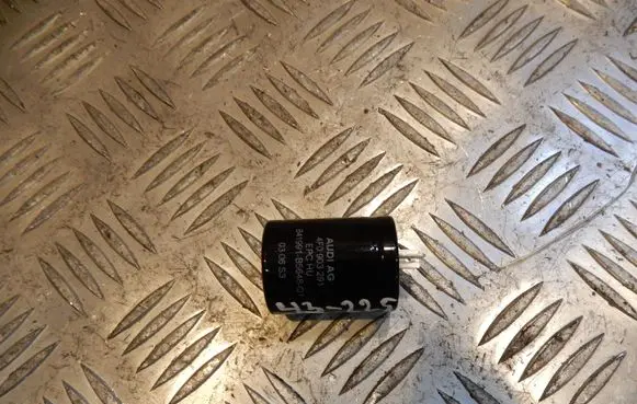 Audi A6 S6 C6 4F Aerial antenna filter 4F0903291 43225