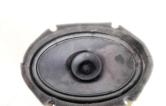 Mazda 3 I Front door speaker gj6a66960 3m81-18808-ca