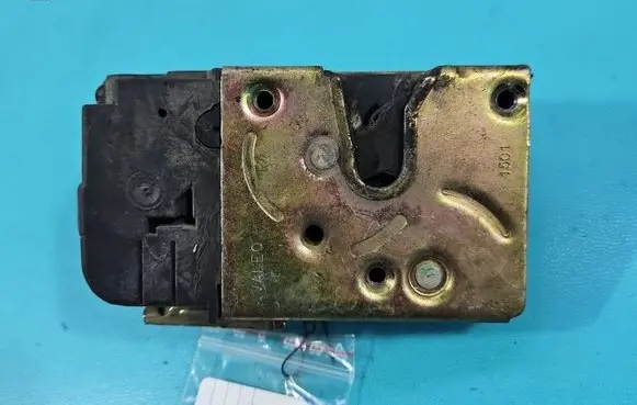 Citroen Xsara Front door lock IMPRK1522686