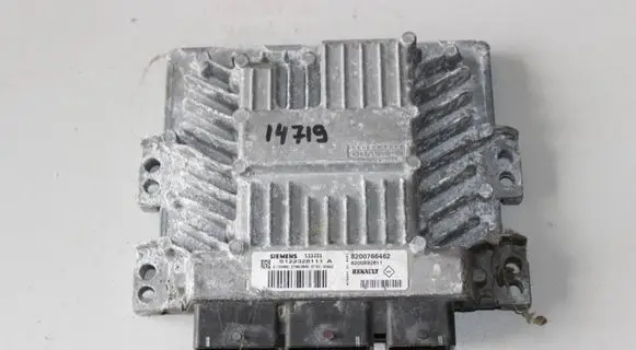 Renault Megane II Engine control unit/module 8200592611 S122326111A 8200766462