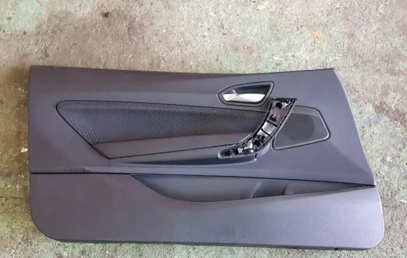BMW 2 F22 F23 Front door card panel trim 7281673