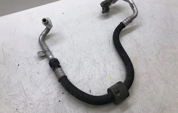 Fiat 500L Air conditioning (A/C) pipe/hose 51883130