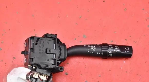 Toyota Avensis Verso Headlight wiper switch 84652-05170