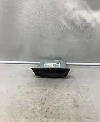 Mazda CX-3 Radio/CD/DVD/GPS head unit DA6C669G0