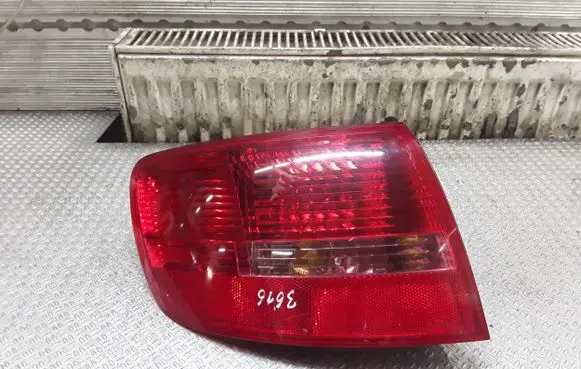 Audi A6 S6 C6 4F Rear/tail lights 89034302