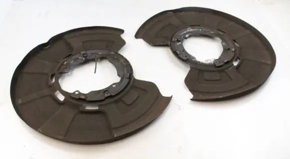 BMW X5M E70 Rear brake disc plate dust cover 6779536 6857982 34216857982