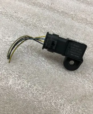 BMW 1 F20 F21 Air pressure sensor 759990680 0261230252
