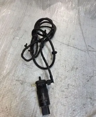 Opel Astra K Windscreen/windshield washer pump 13349273