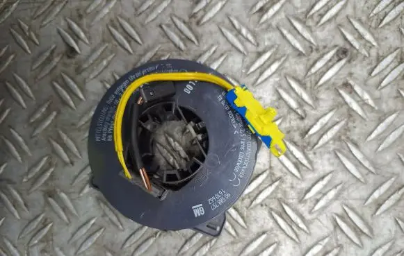 Opel Zafira A Airbag slip ring squib (SRS ring) 90588757