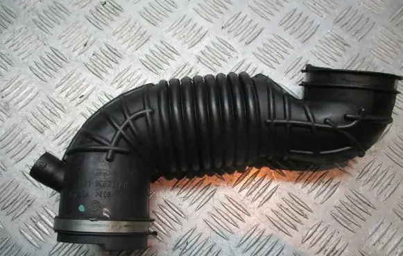 Ford Mondeo MK II Air intake hose/pipe 1S71-9C623