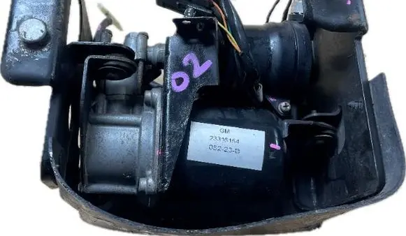 Cadillac Escalade IV Air suspension compressor 23316154