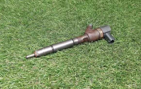 KIA Soul Fuel injector 338002A900