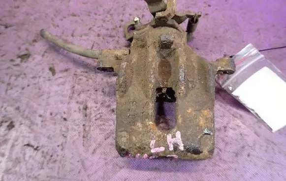Ford Focus Rear brake caliper