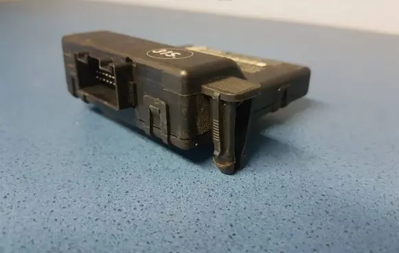 Skoda Octavia Mk2 (1Z) Other control units/modules 1K0907530H 0325 1K0907951