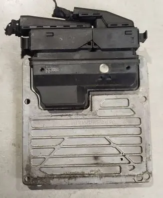 Mercedes-Benz C W203 Engine control unit/module a2711539079