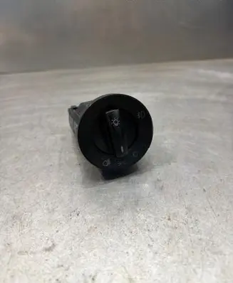 Volkswagen Polo Light switch 6Q0941531B