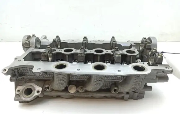 Land Rover Range Rover Sport L494 Engine head PM9X2Q6090DA 9X2Q6049DB