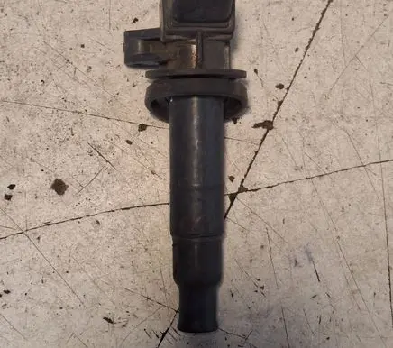 Toyota Corolla E120 E130 High voltage ignition coil 9008019019