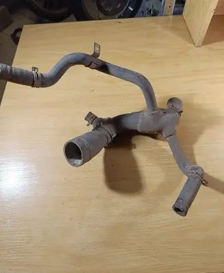 Ford Mondeo MK II Engine coolant pipe/hose 97BB8286DC