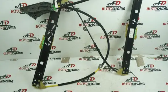 Audi A1 Front window lifting mechanism without motor 8X4837462