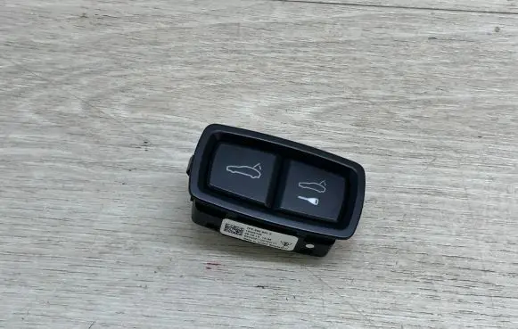 Porsche Cayenne (92A) Tailgate/boot open switch button 7PP959832G