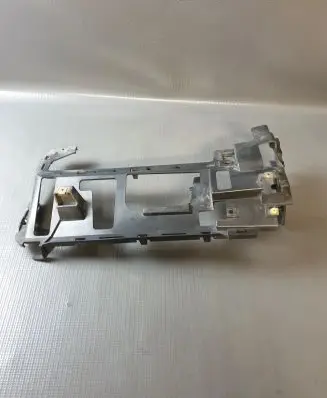 Peugeot Traveller Rear bumper mounting bracket 9810782980