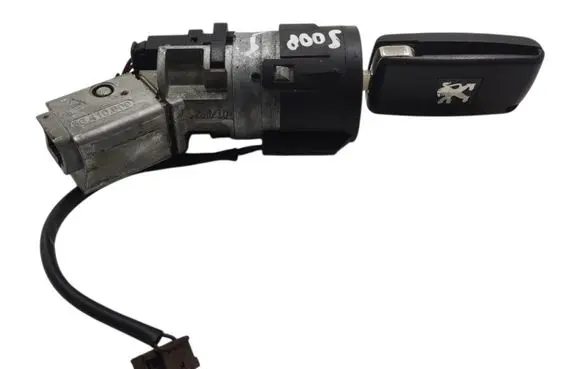 Peugeot 5008 Ignition lock 9663123380