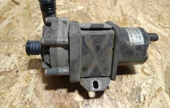 Mercedes-Benz CLS C218 X218 Electric auxiliary coolant/water pump A0005000386 0392022010