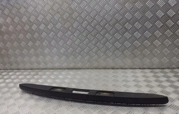 Ford Focus Rear window tailgate spoiler 