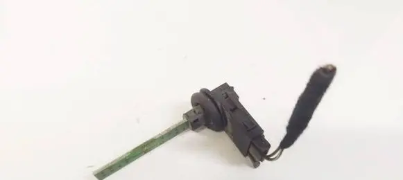 Audi A4 S4 B5 8D Interior temperature sensor 4B0820539