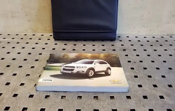 Chevrolet Captiva User manual 