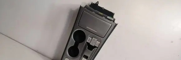 Hyundai Kona I Wireless charging module 95560K4000