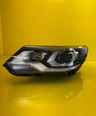 Volkswagen Tiguan Headlight/headlamp 5N1941033
