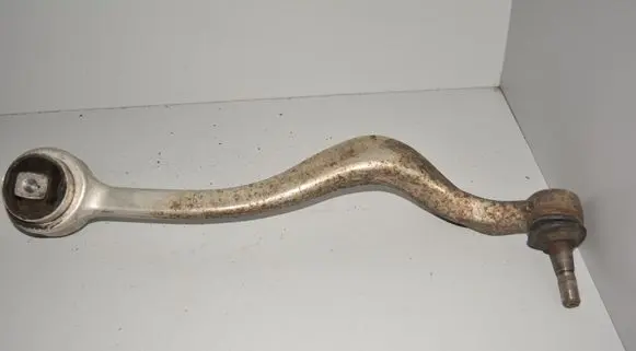 BMW 5 E39 Front lower control arm/wishbone