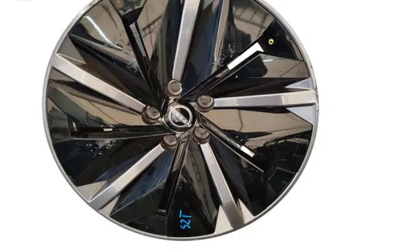 Nissan Qashqai R12 alloy rim 