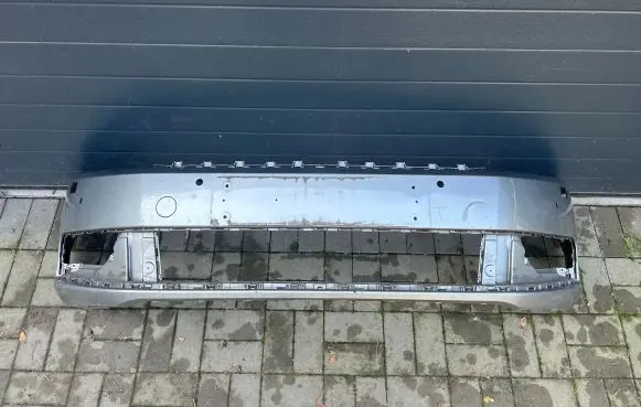 Volkswagen PASSAT B7 Front bumper