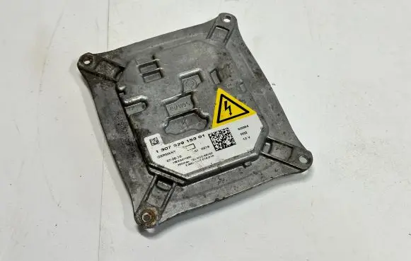 BMW X3 E83 Xenon control unit/module 1307329153 7182520 63117182520