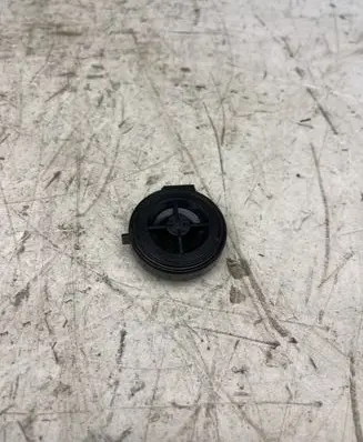 Front door high frequency speaker