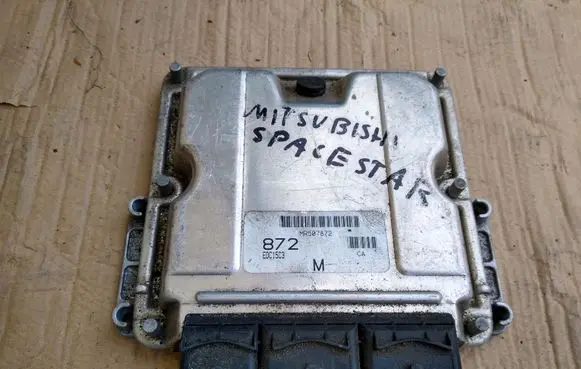 Mitsubishi Space Star Engine control unit/module 3082224103