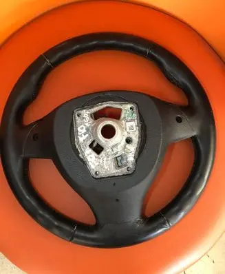 BMW 5 F10 F11 Steering wheel B1610237000 3382F011