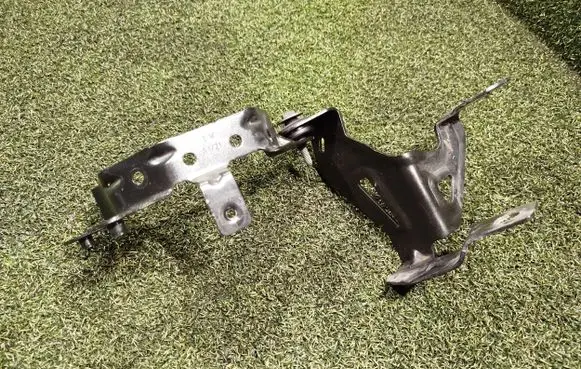 Renault Trafic III (X82) Power steering pump mounting bracket 996947948R 453779