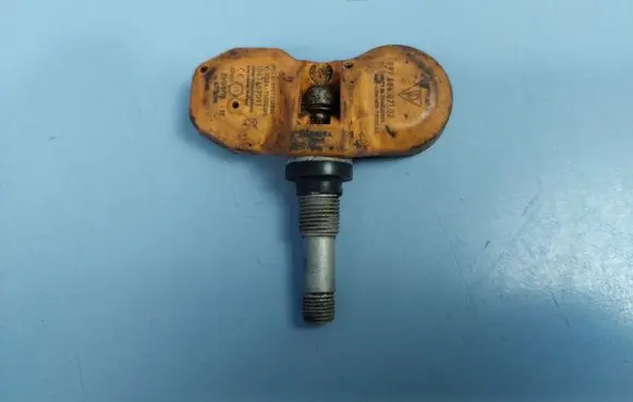 Porsche 911 997 Tire pressure sensor 99760602102
