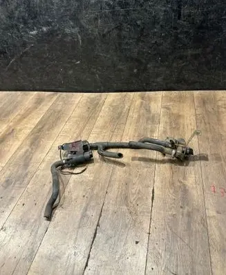 Mercedes-Benz Vito Viano W638 Coolant heater control valve 0018300684