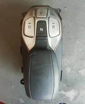 Hyundai Ioniq Gear shift switch/knob 46700G7XXX