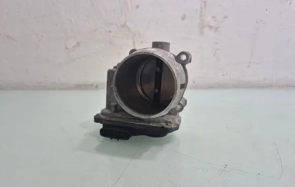 Volvo S60 Throttle valve 31293736