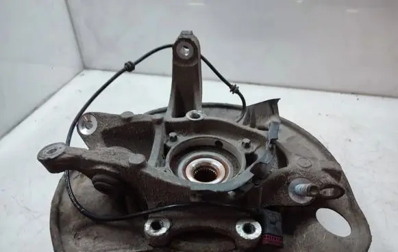 Mercedes-Benz S W221 Rear wheel hub